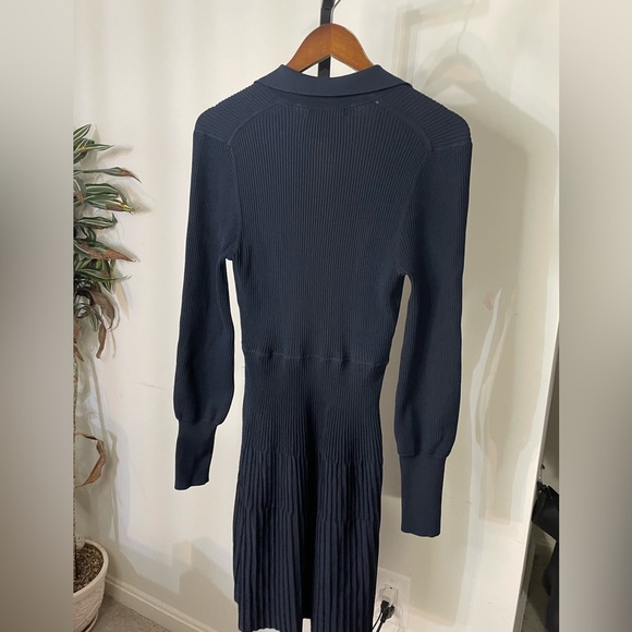 NWT Veronica Beard|| Lauper Knit Mini Dress
Navy Ribbed Shirtdress, Size Large - Picture 4 of 9
